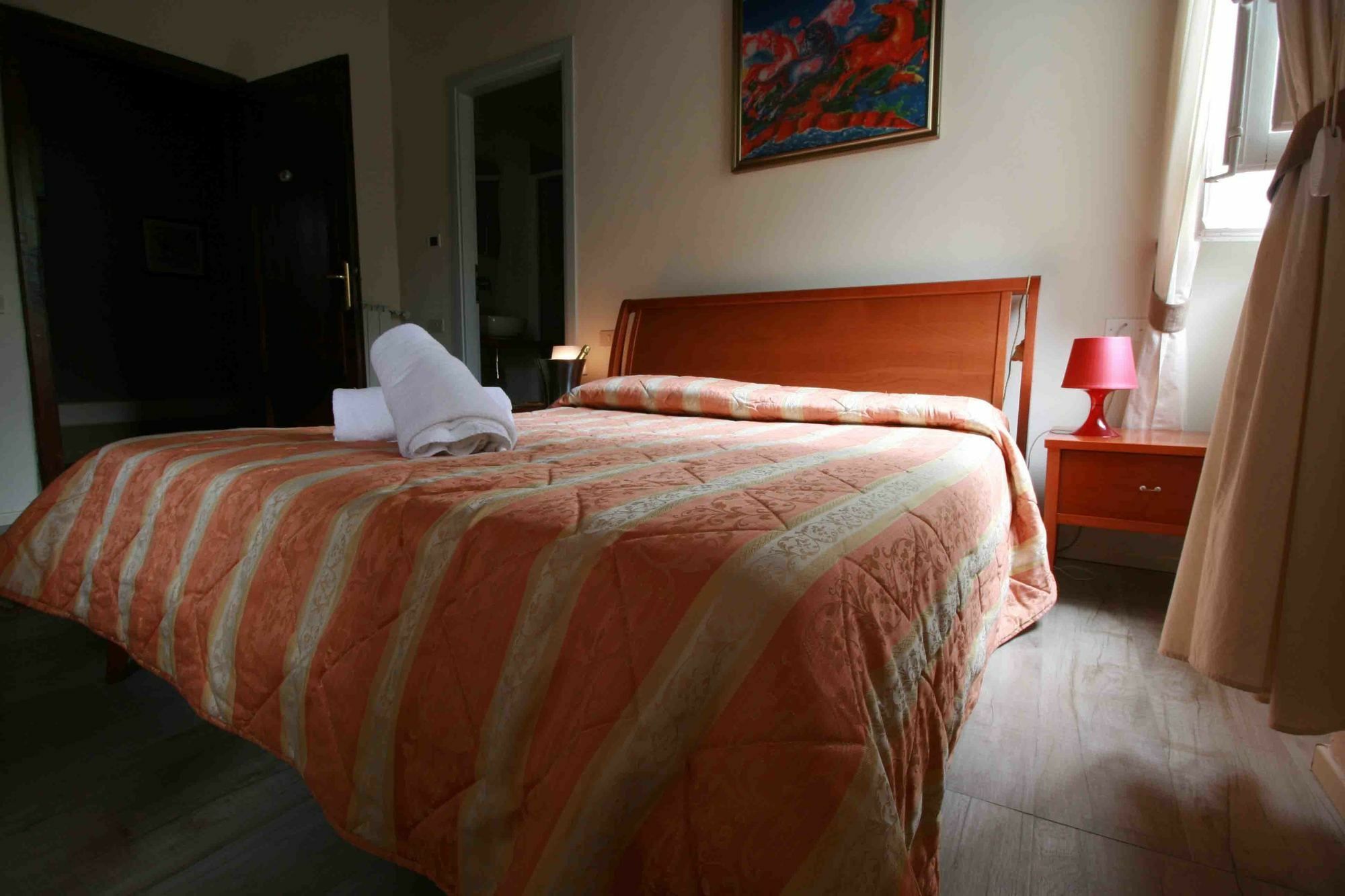 Locanda Del Pesce Briaco, B&B ลุคคา ภายนอก รูปภาพ